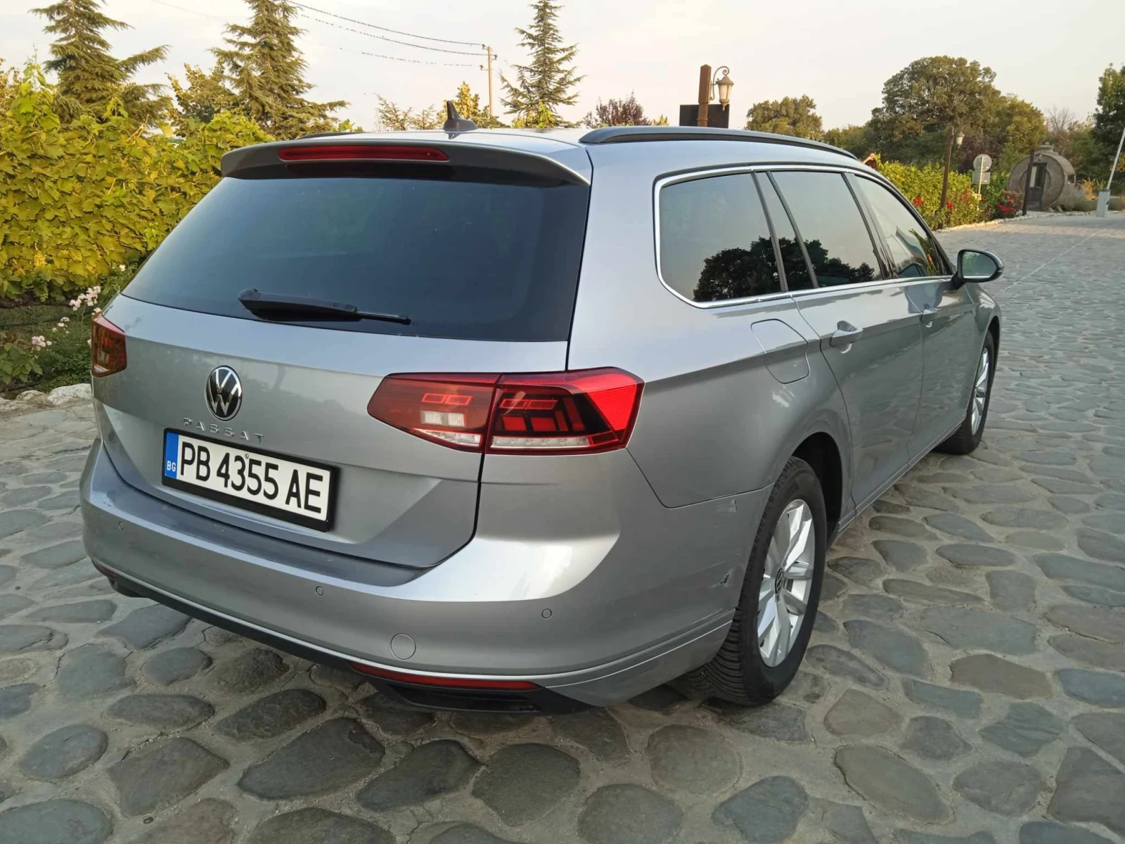 VW Passat, снимка 4 - Автомобили и джипове - 54152602