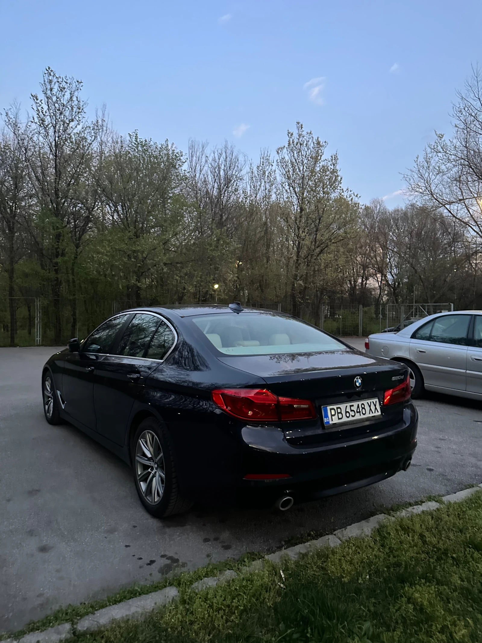 BMW 520 G30, снимка 6 - Автомобили и джипове - 54293803