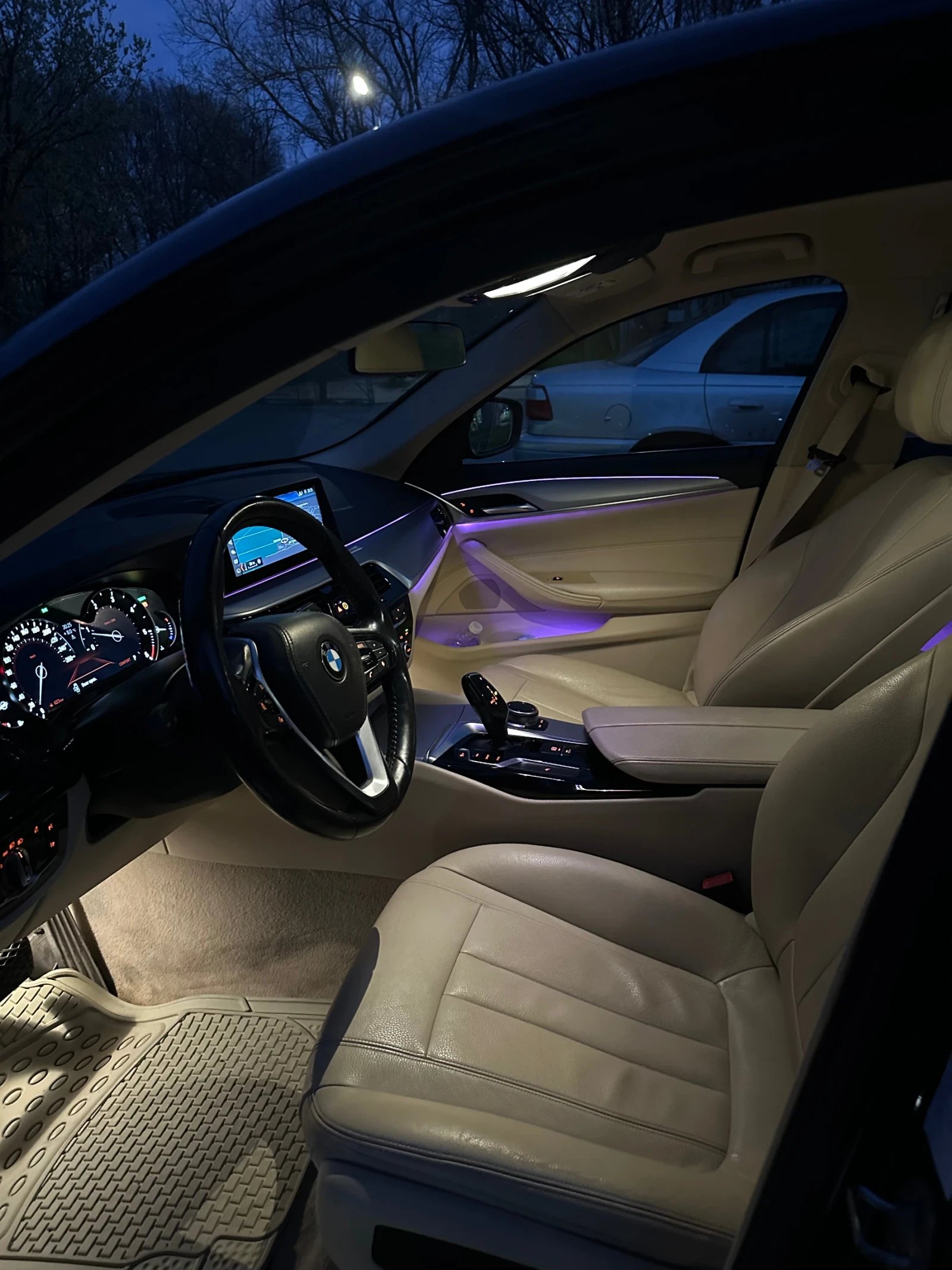 BMW 520 G30, снимка 13 - Автомобили и джипове - 54293803