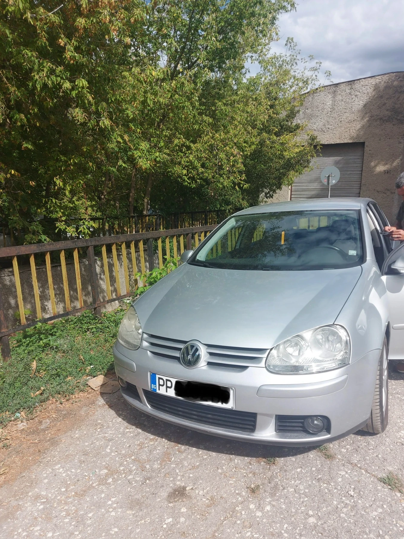 VW Golf, снимка 2 - Автомобили и джипове - 54329803