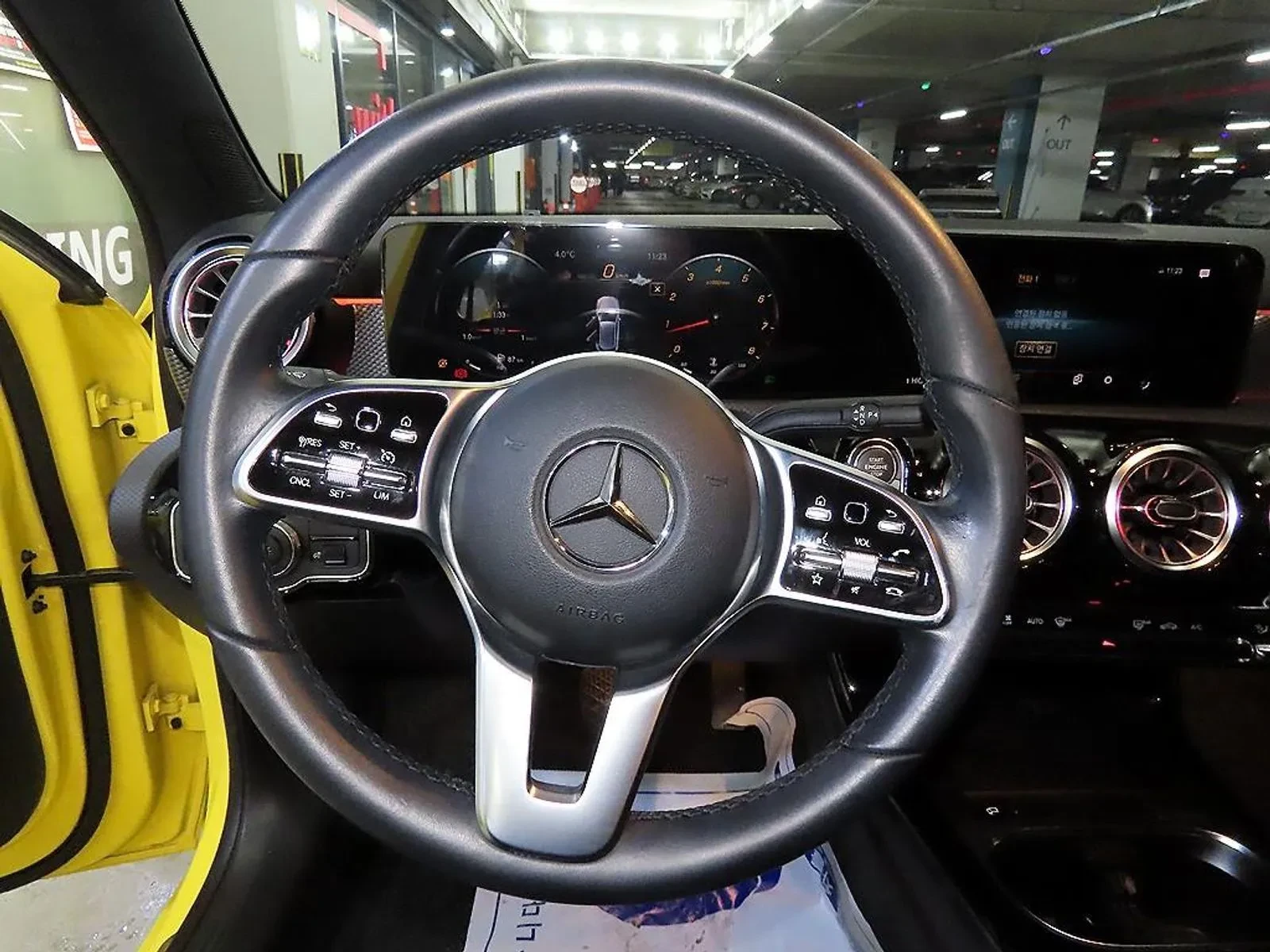 Mercedes-Benz A 220 * ДИГИТАЛ* АМБИЕНТ* ПАМЕТ* LED ФАРОВЕ* КАМЕРА * ПО, снимка 5 - Автомобили и джипове - 54805310