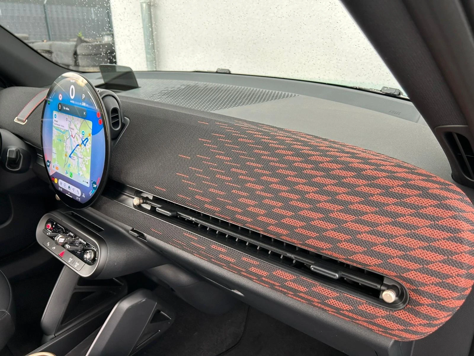 Mini Aceman SE XL PACK, снимка 8 - Автомобили и джипове - 55097571