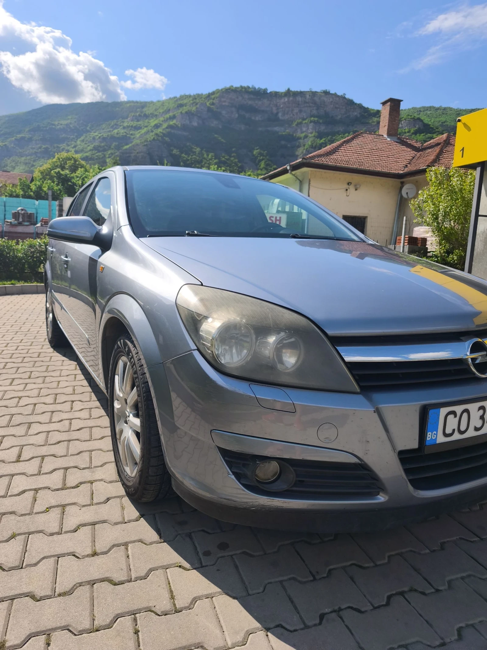 Opel Astra, снимка 4 - Автомобили и джипове - 55106197