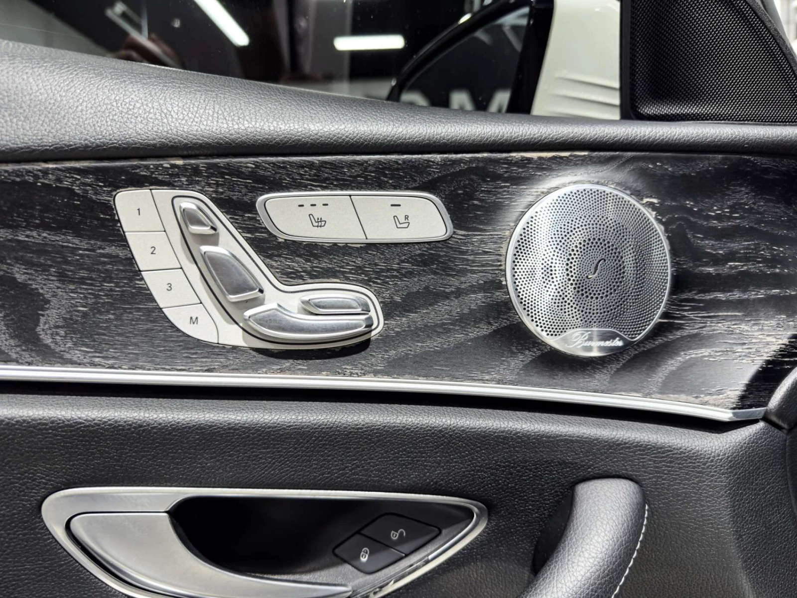 Mercedes-Benz E 300 E 300 4MATIC, ДИГИТАЛ, ЦЕНА ДО БГ, снимка 13 - Автомобили и джипове - 55166422