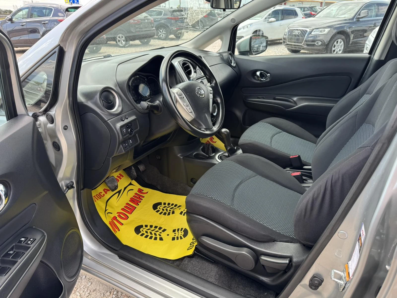 Nissan Note 1, 2GAZ, снимка 12 - Автомобили и джипове - 55189404