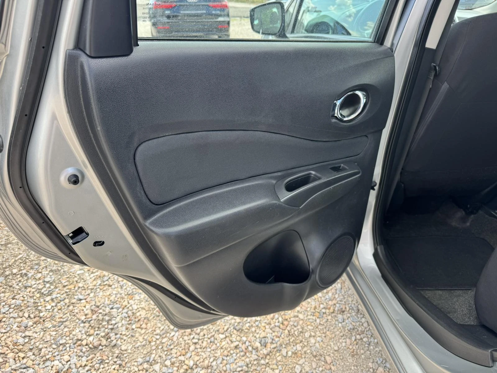 Nissan Note 1, 2GAZ, снимка 7 - Автомобили и джипове - 55189404