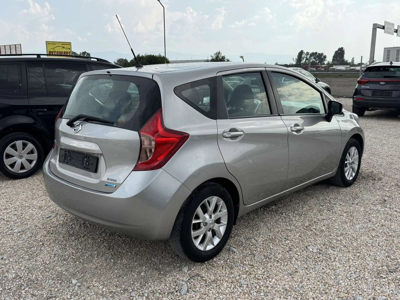 Nissan Note 1, 2GAZ, снимка 4 - Автомобили и джипове - 55189404