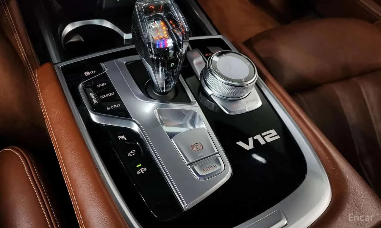 BMW 760 * M760Li xDrive V12* ТЕЛЕВОЗОРИ * МАСАЖИ * BOWERS , снимка 9 - Автомобили и джипове - 55564838