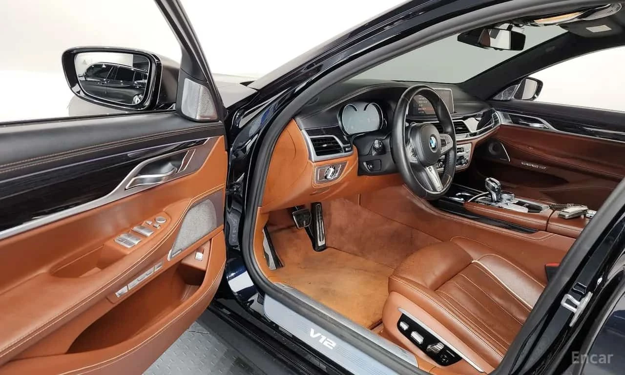BMW 760 * M760Li xDrive V12* ТЕЛЕВОЗОРИ * МАСАЖИ * BOWERS , снимка 10 - Автомобили и джипове - 55564838