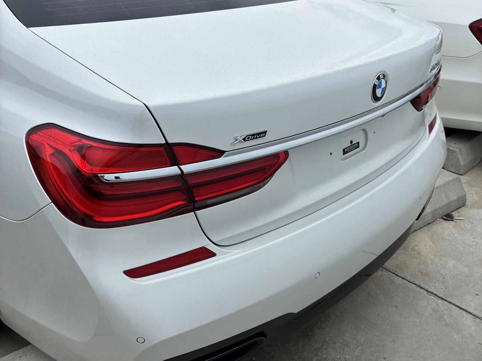 BMW 750, снимка 4 - Автомобили и джипове - 55688773
