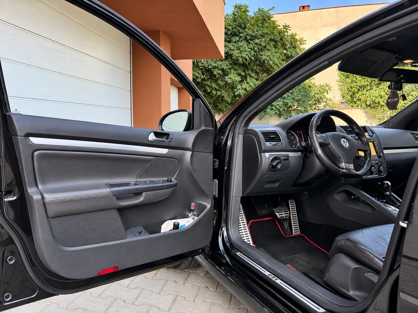 VW Golf V GTI DSG | Кожа | Navi | Подгрев | PDC, снимка 7 - Автомобили и джипове - 55972886