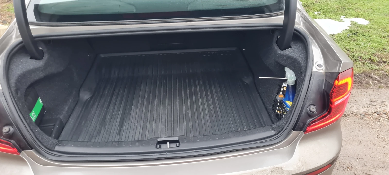 Volvo S60, снимка 15 - Автомобили и джипове - 56075063