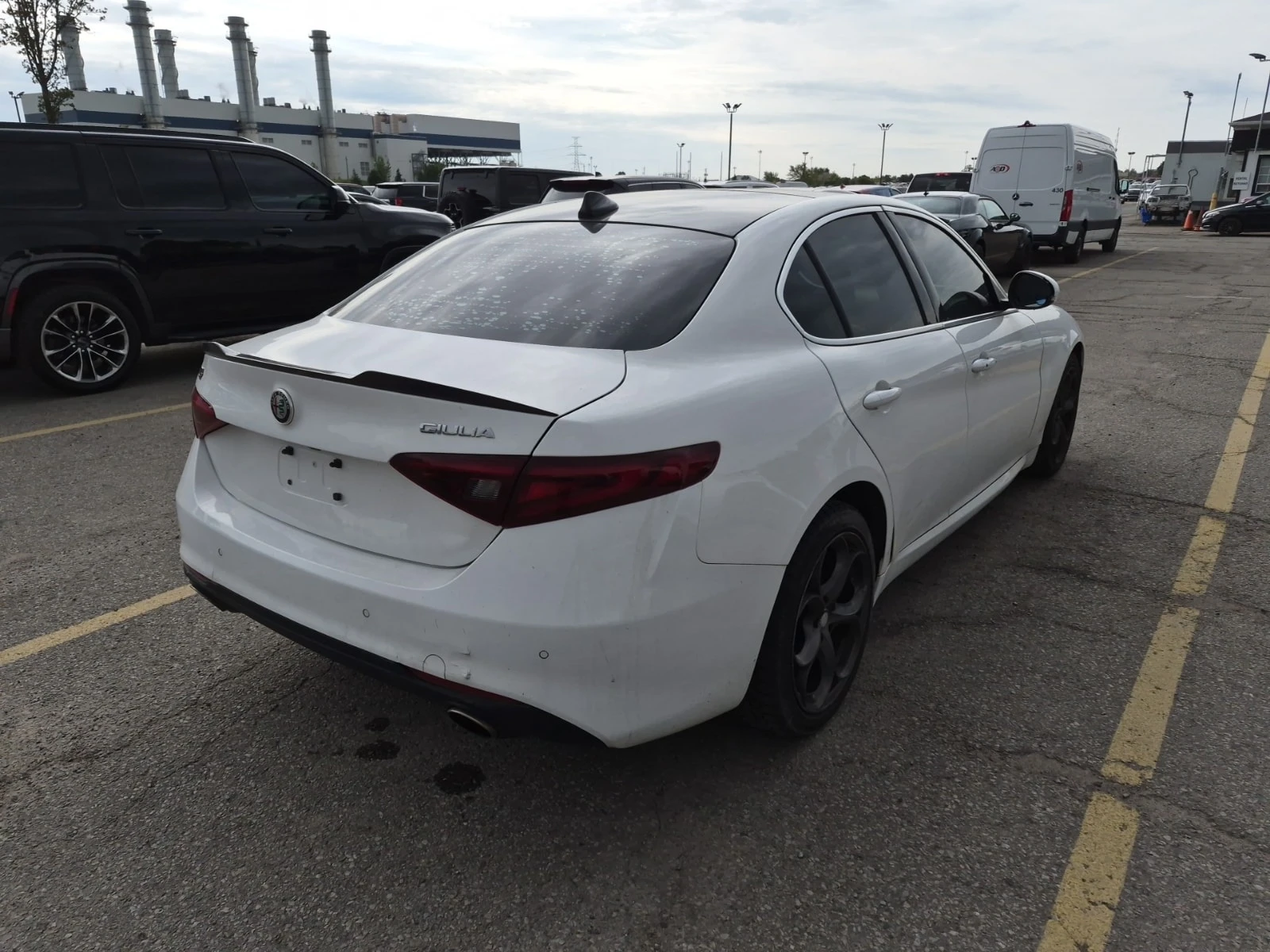 Alfa Romeo Giulia  Q4 / DISTRONIC / PANO / АВТОКРЕДИТ , снимка 3 - Автомобили и джипове - 56103279