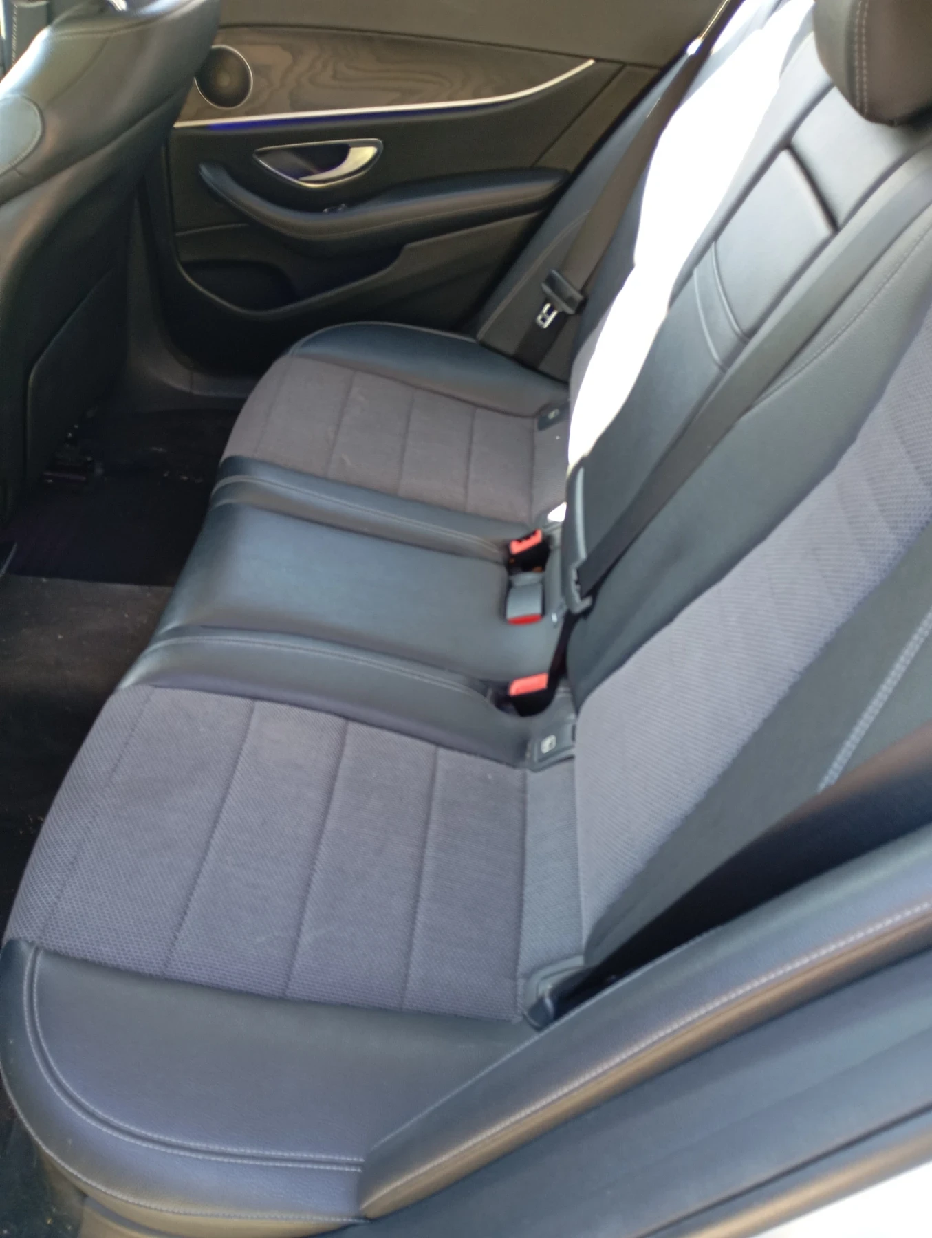 Mercedes-Benz E 220 W213 "PANORAMA", снимка 13 - Автомобили и джипове - 56244838