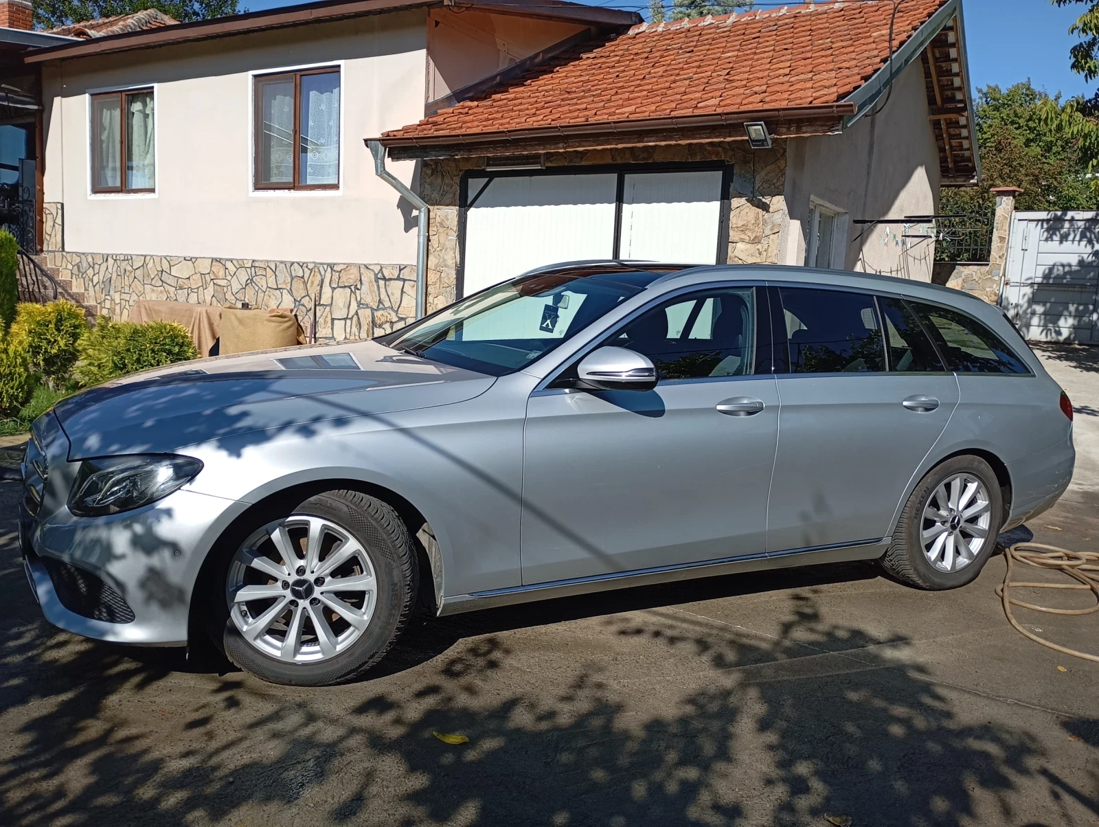 Mercedes-Benz E 220 W213 "PANORAMA", снимка 3 - Автомобили и джипове - 56244838