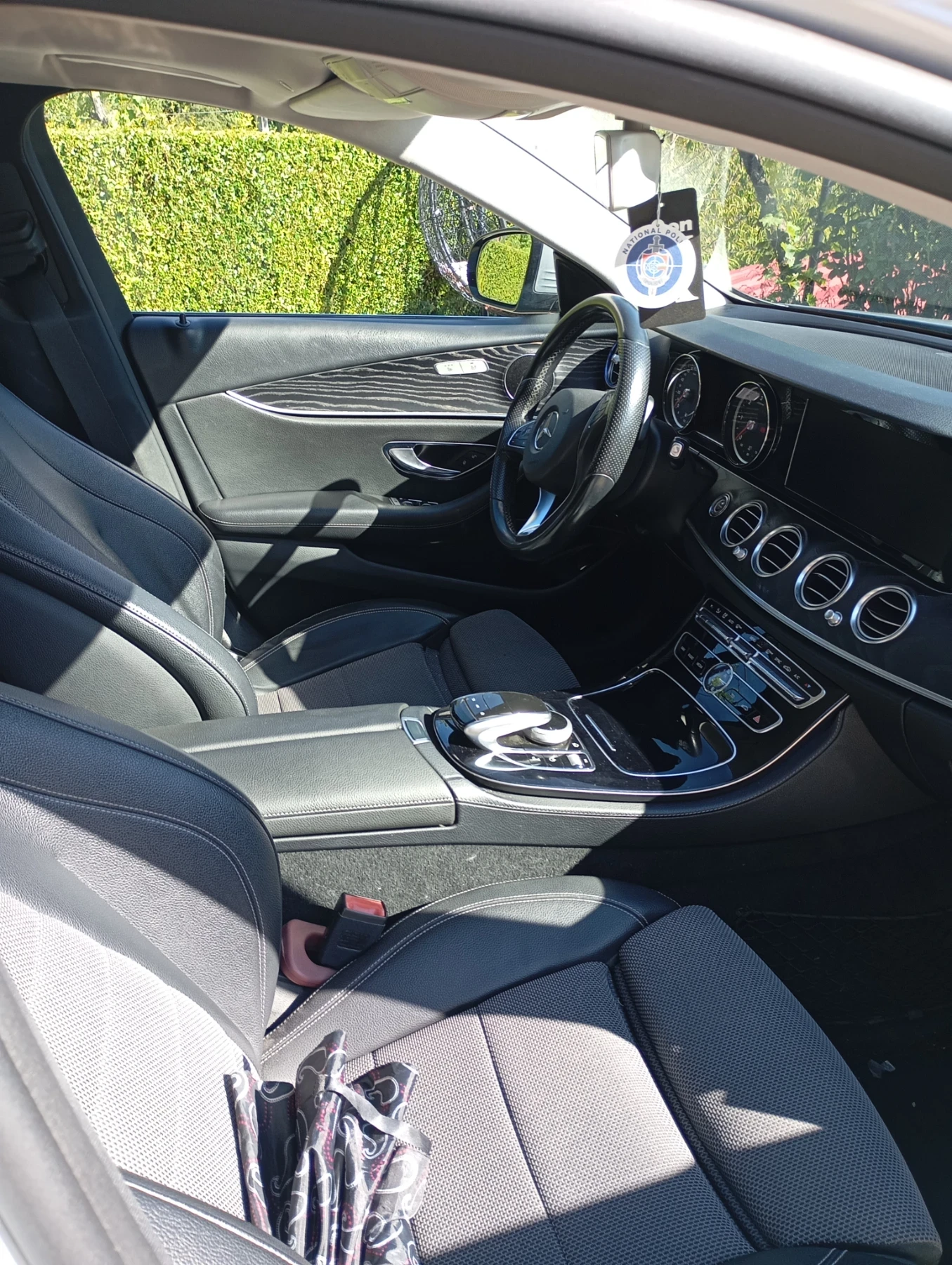Mercedes-Benz E 220 W213 "PANORAMA", снимка 12 - Автомобили и джипове - 56244838
