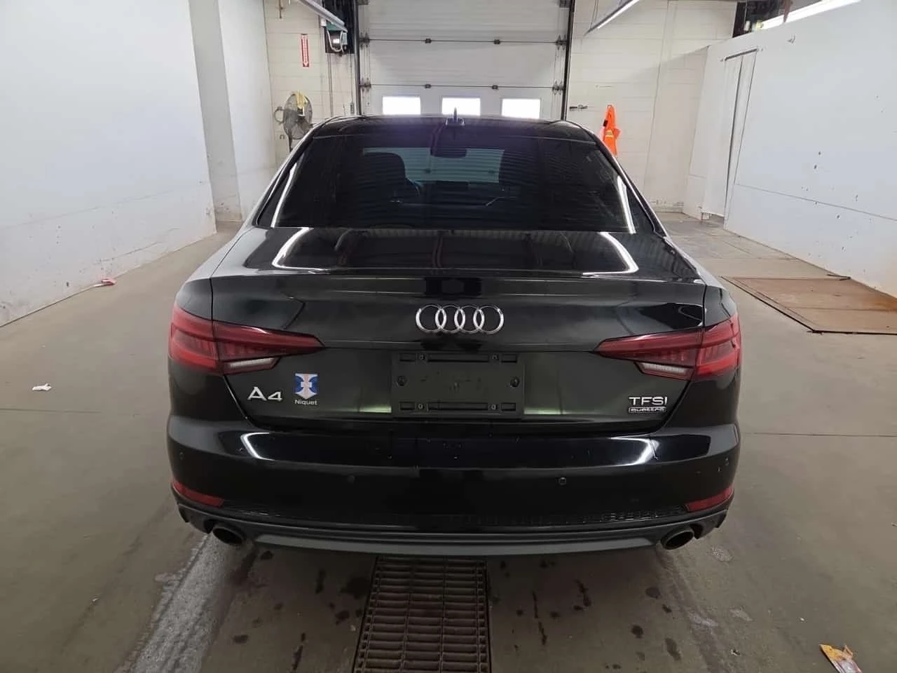 Audi A4 PROGRESSIV/CARFAX/ПОДГРЕВ/ПАНО/ПАМЕТ/, снимка 17 - Автомобили и джипове - 56687296