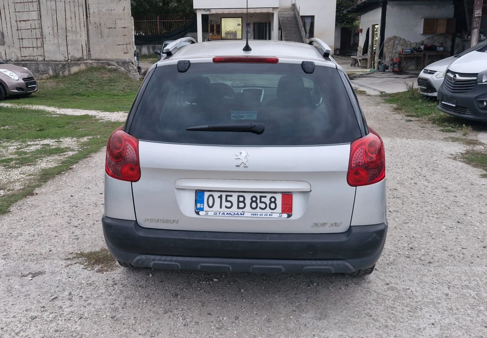 Peugeot 207 1.6hdi 109hp, снимка 8 - Автомобили и джипове - 56712706
