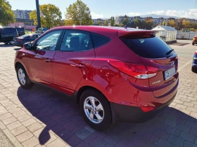 Hyundai IX35 2.0i АВТОМАТ 4Х4 - 20750 лв. / 10609.31 € - 57470101 4