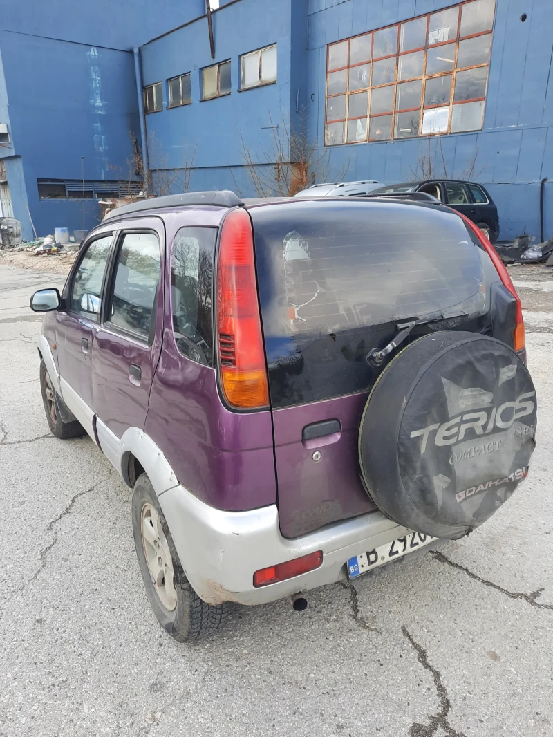 Daihatsu Terios, снимка 3 - Автомобили и джипове - 48444649