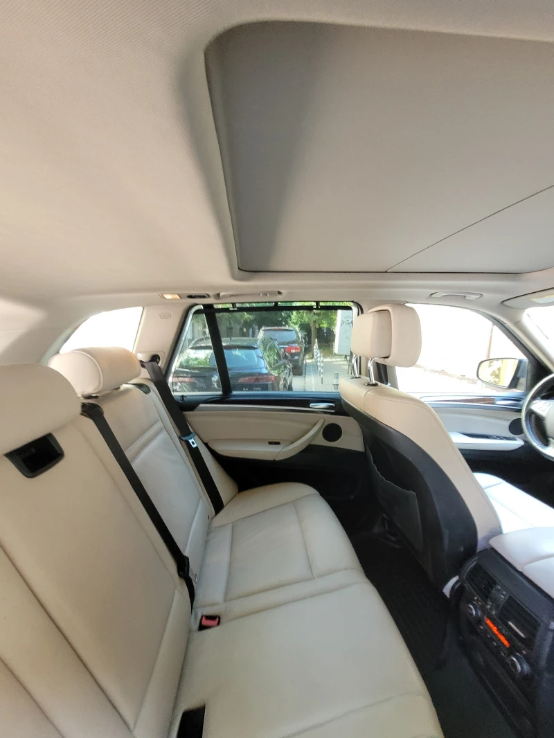 BMW X5 xDrive35i, снимка 14 - Автомобили и джипове - 52023284