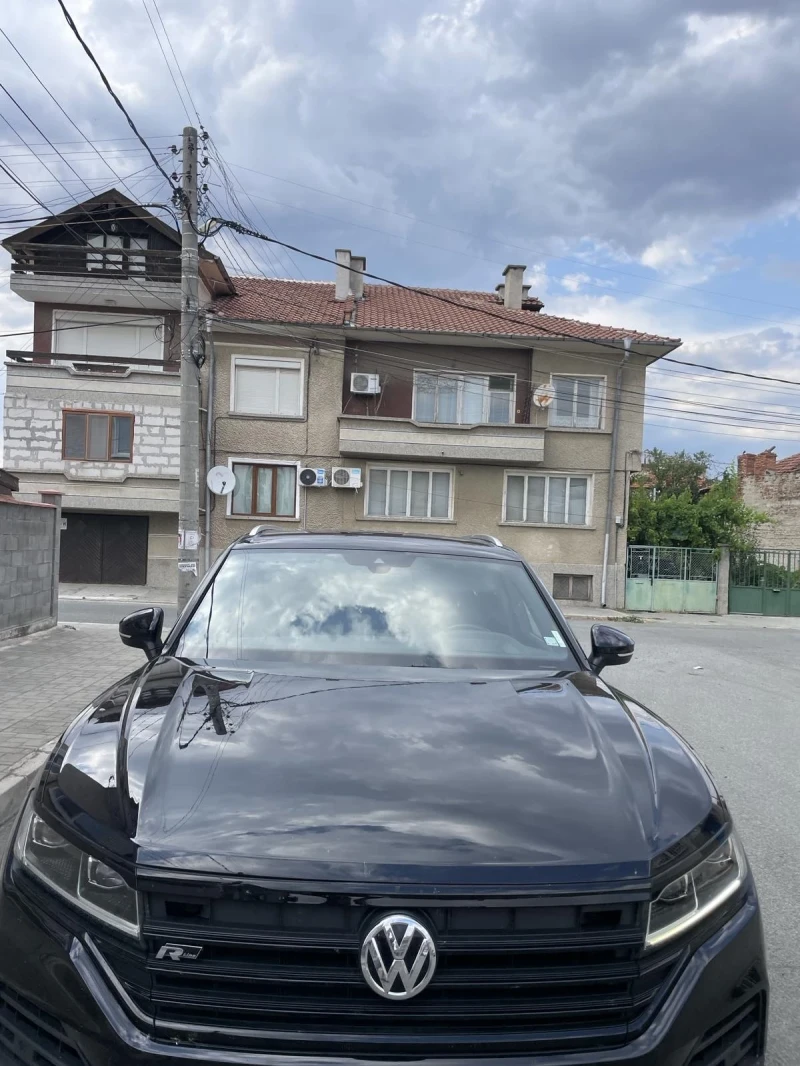 VW Touareg, снимка 3 - Автомобили и джипове - 52634793