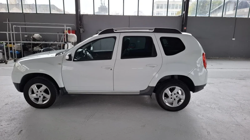 Dacia Duster ГАЗ/БЕНЗИН, снимка 3 - Автомобили и джипове - 52323580