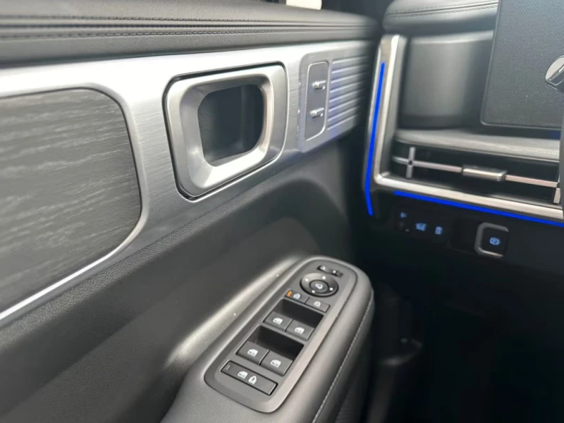 Hyundai Santa fe 1.6HEV/215HP/4X4/SIGNATURE/360/DIGITAL/811v, снимка 14 - Автомобили и джипове - 52366392