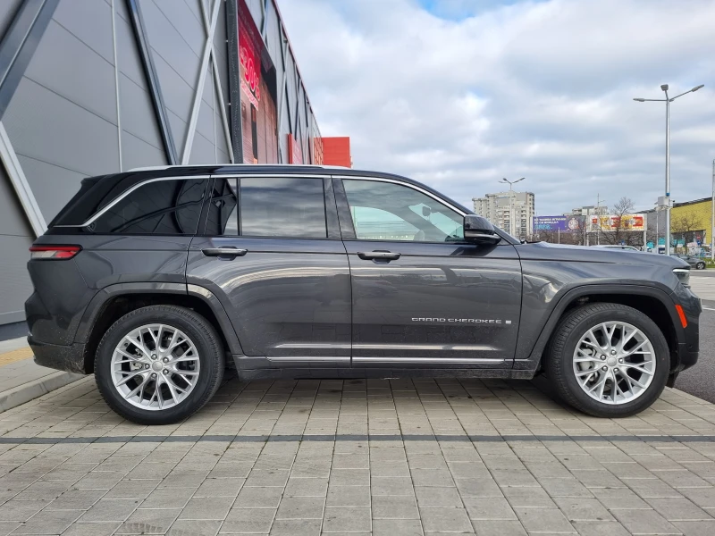 Jeep Grand cherokee Summit, снимка 3 - Автомобили и джипове - 52713217