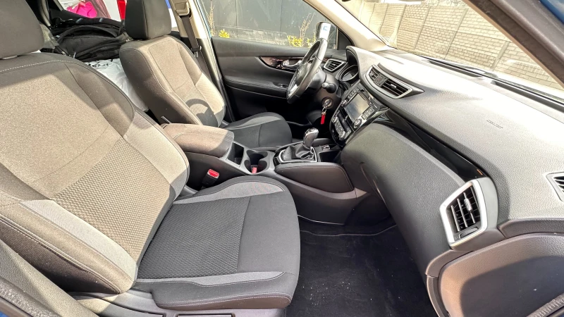 Nissan Qashqai 1.2 CVT България, снимка 10 - Автомобили и джипове - 53122482