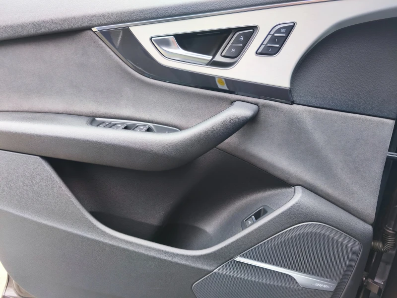 Audi Q7 3.0 TDI S-Line, снимка 10 - Автомобили и джипове - 53203205