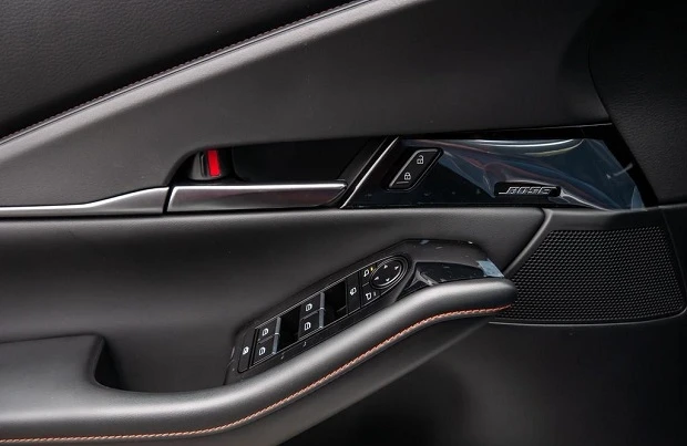 Mazda CX-30 e-SKYACTIV X 2.0i = Nagisa = Гаранция - изображение 4