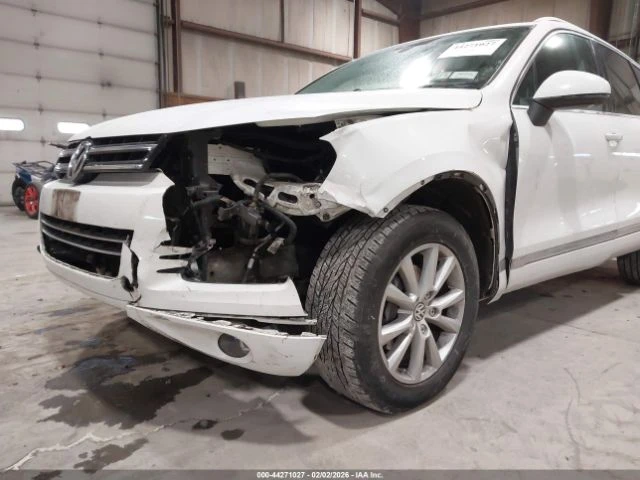 VW Touareg VR6 SPORT/ 341 лв на месец , снимка 16 - Автомобили и джипове - 53335284