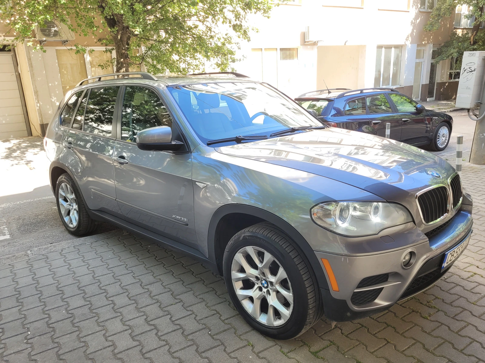 BMW X5 xDrive35i - изображение 2