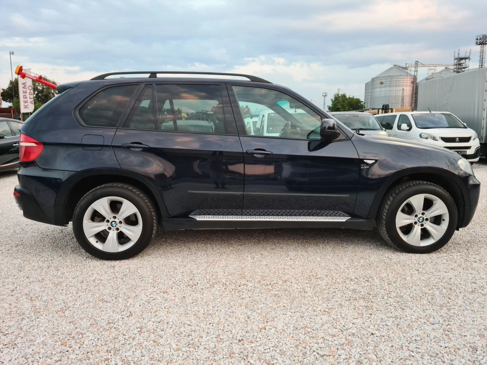 BMW X5 4.8 V8 - изображение 4