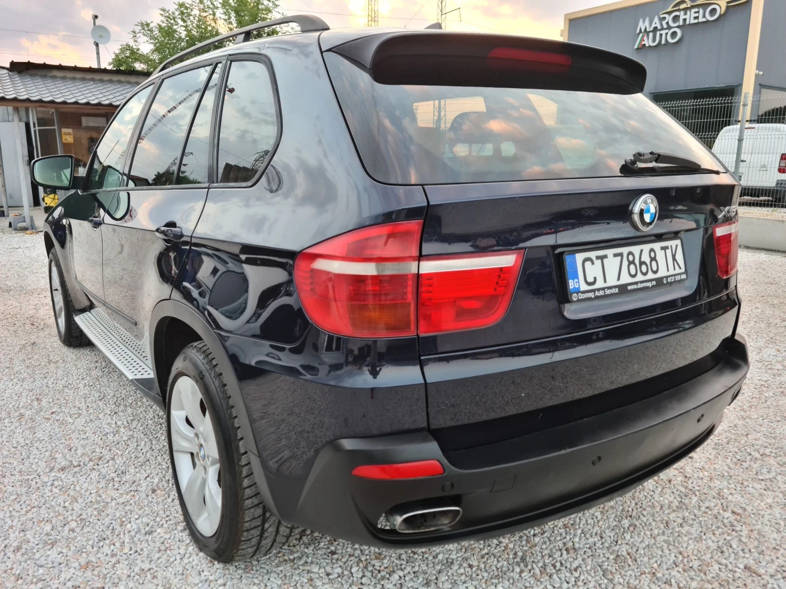 BMW X5 4.8 V8 - изображение 7