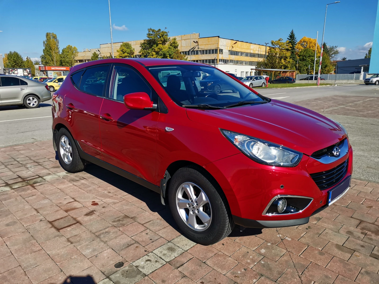 Hyundai IX35 Comfort 2.0i 163hp 4x4 - изображение 2