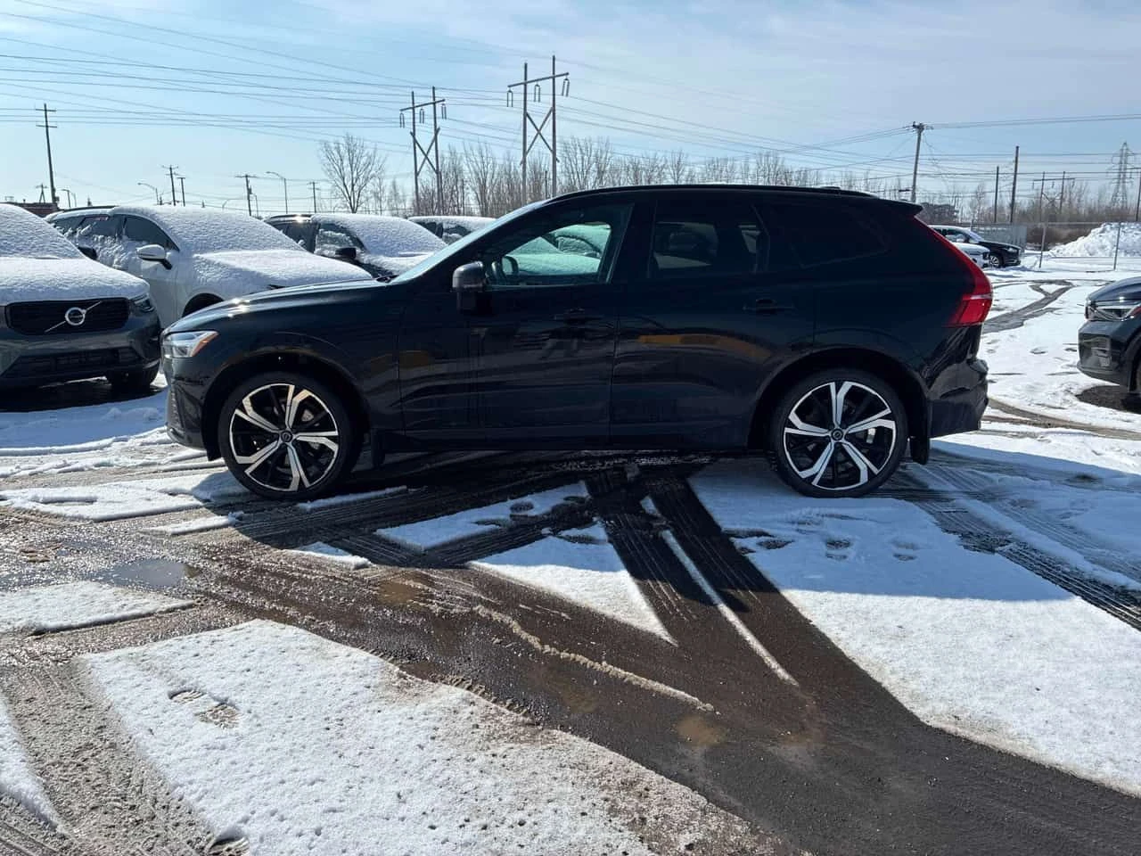 Volvo XC60 R Design  CARFAX, снимка 2 - Автомобили и джипове - 54014697