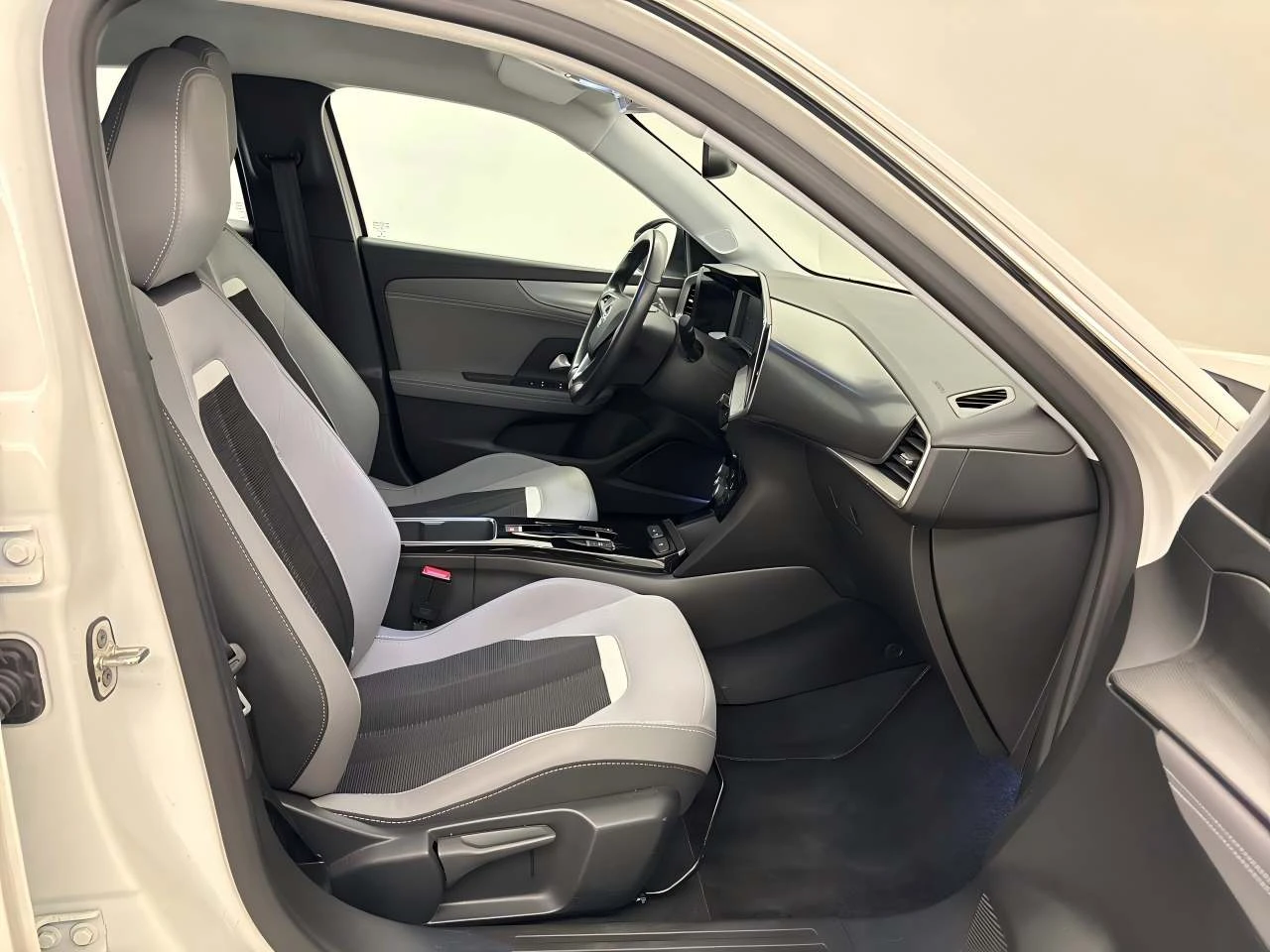 Opel Mokka E-Elegance 50KWh 77000км.TUV-Германия, снимка 10 - Автомобили и джипове - 54026311