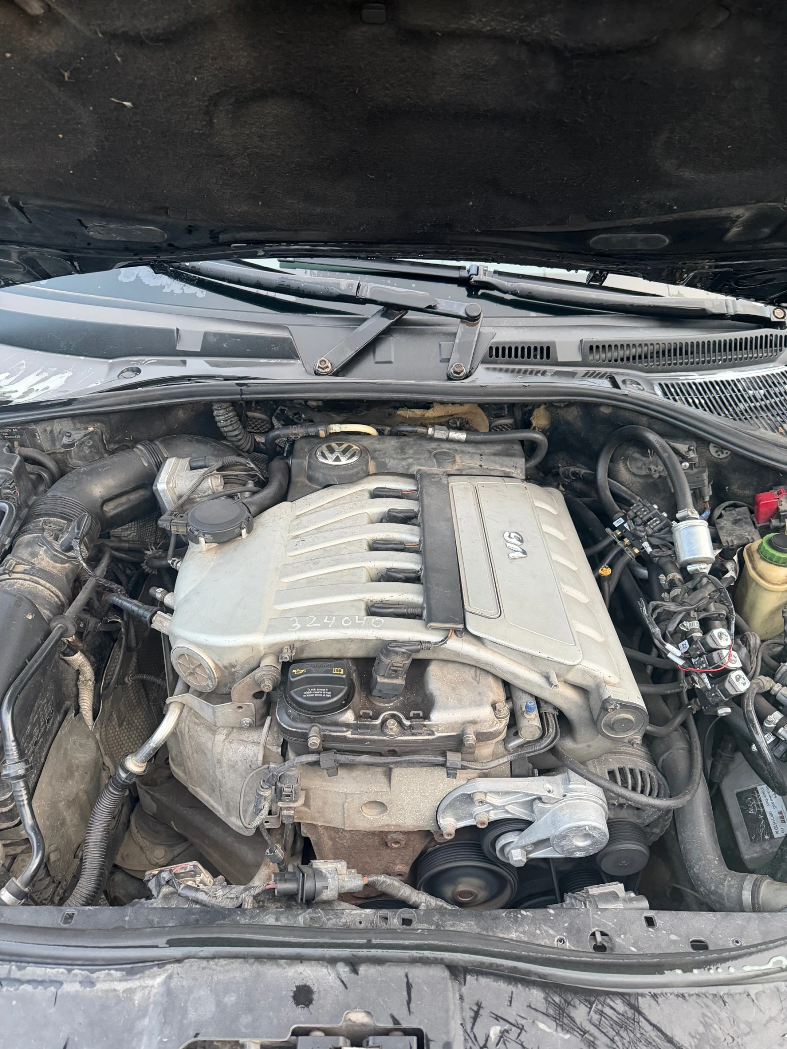 VW Touareg 3.2I ГАЗОВ ИНЖЕКЦИОН РЕГИСТРИРАН, снимка 13 - Автомобили и джипове - 54207591