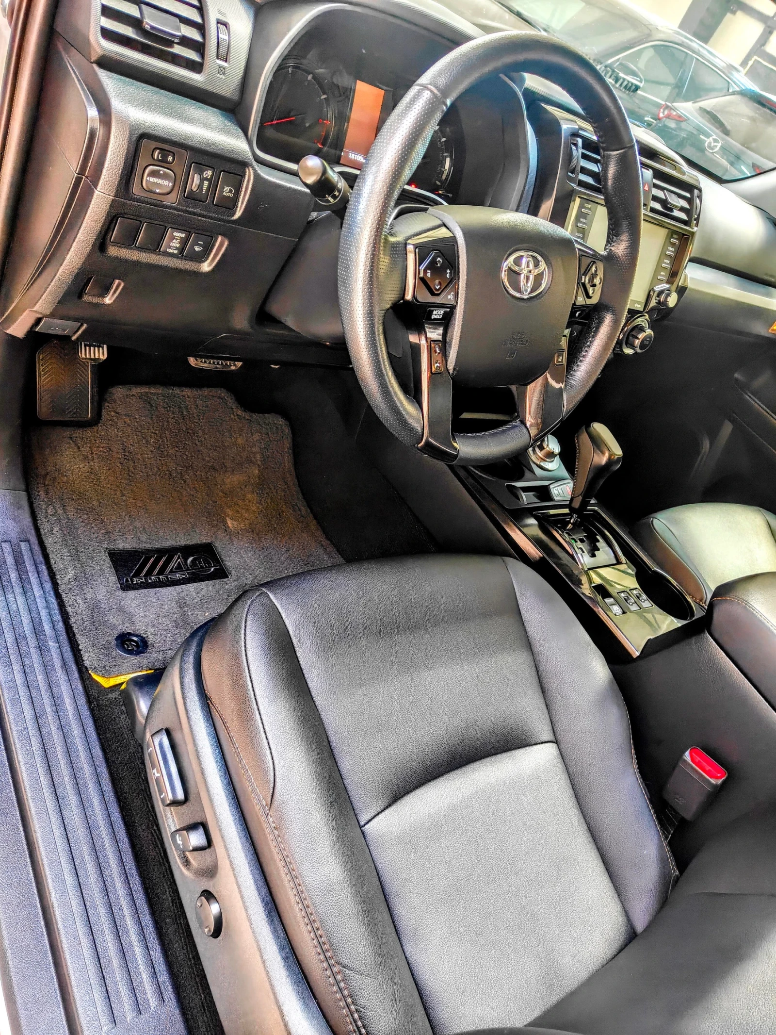 Toyota 4runner 4.0 4x4 40-th Edition, снимка 5 - Автомобили и джипове - 54371605