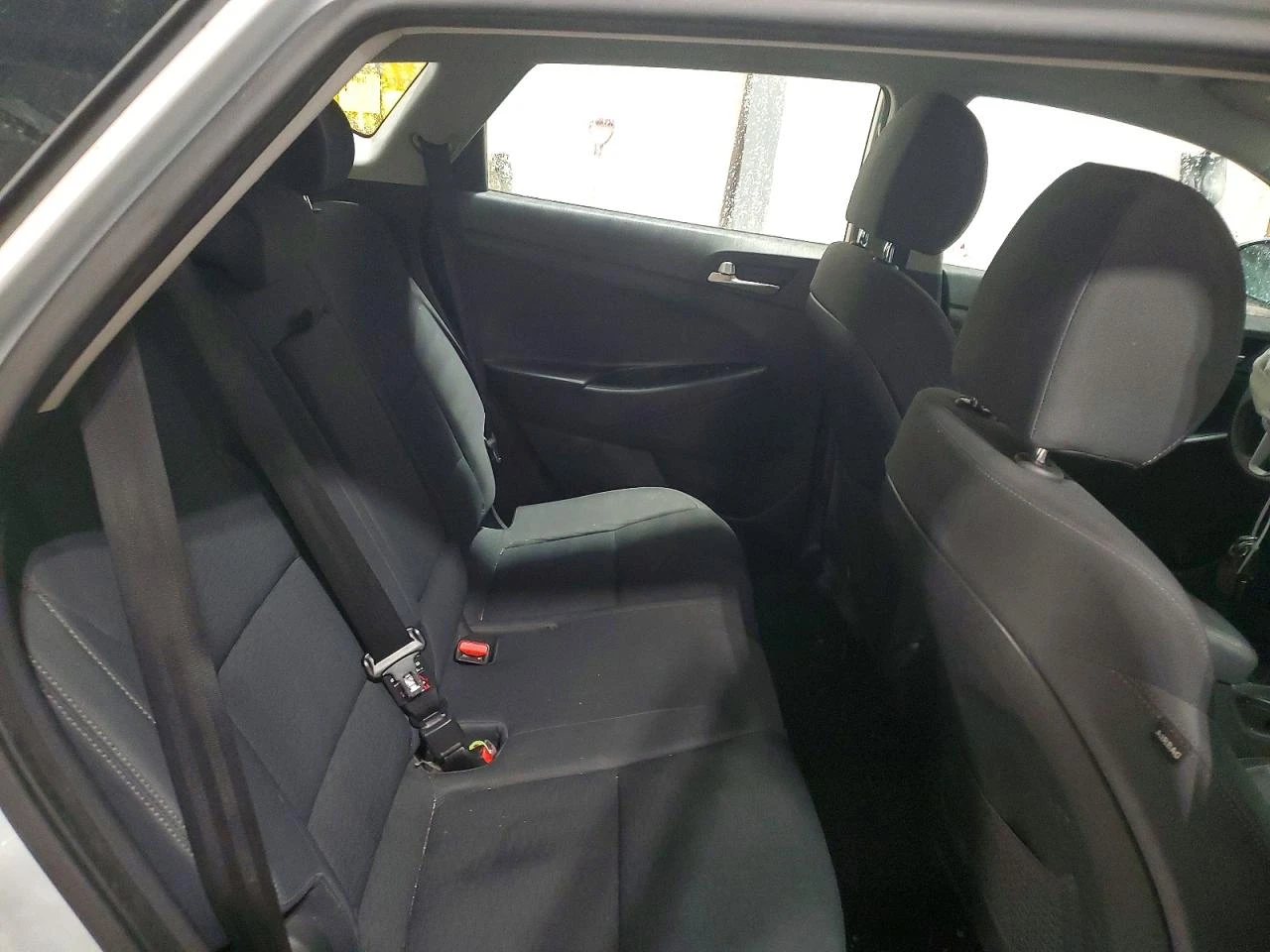 Hyundai Tucson 2.0l Limited, снимка 11 - Автомобили и джипове - 54732558