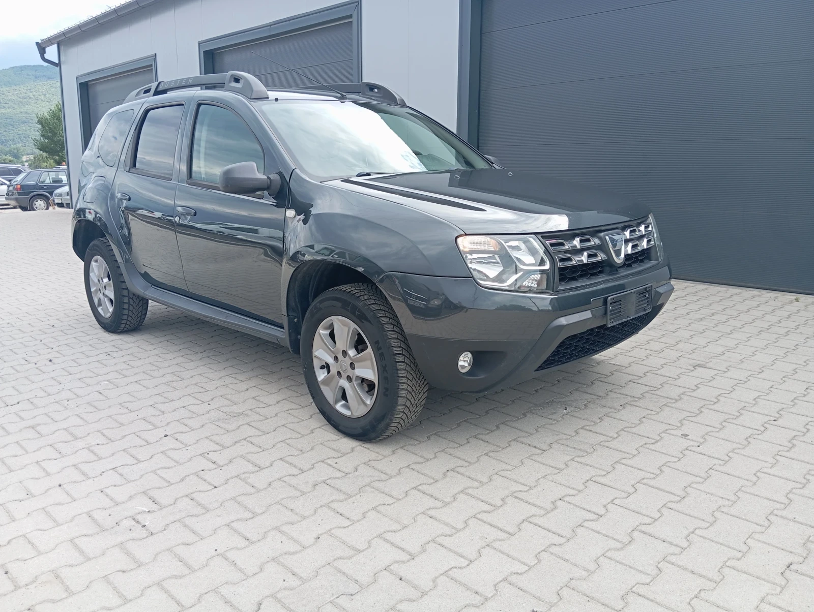Dacia Duster 1.6i LPG ЛИЗИНГ 