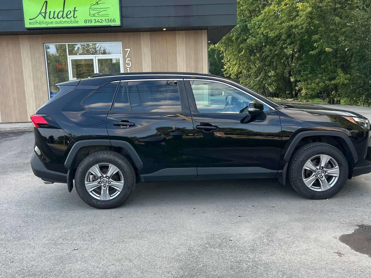 Toyota Rav4  XLE /  CARFAX / АВТОКРЕДИТ / , снимка 3 - Автомобили и джипове - 55529441
