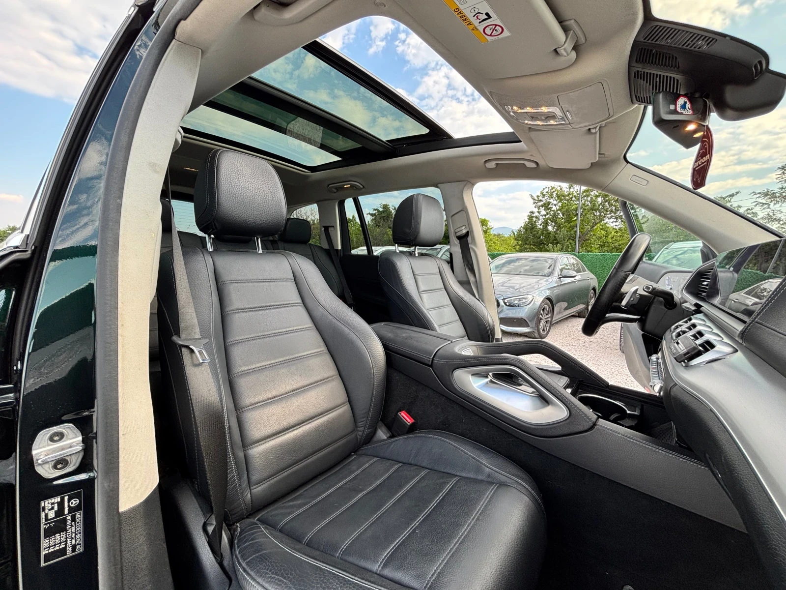 Mercedes-Benz GLS 400 400d/AMG/LED/7 МЕСТЕН , снимка 6 - Автомобили и джипове - 55572154