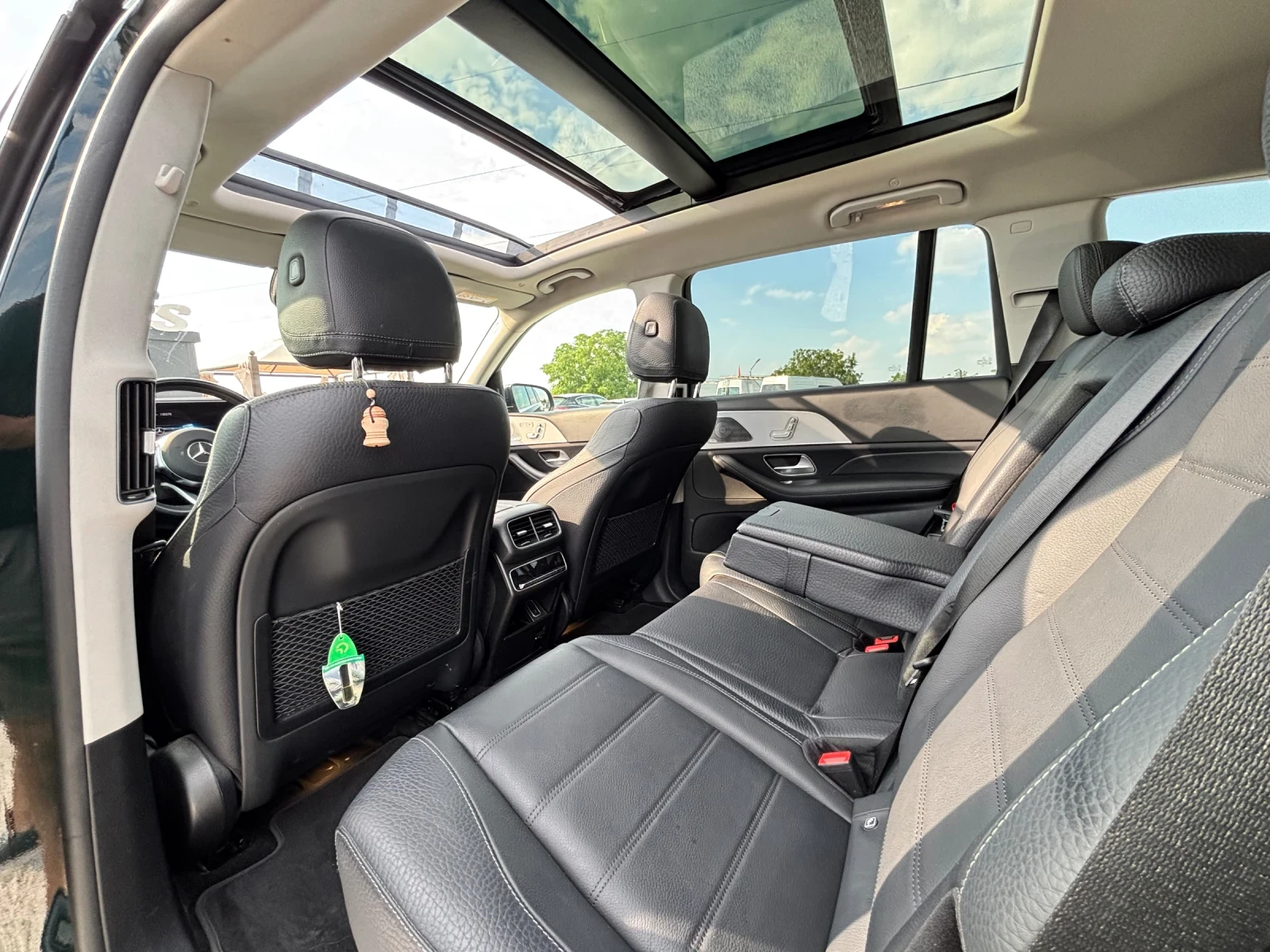 Mercedes-Benz GLS 400 400d/AMG/LED/7 МЕСТЕН , снимка 9 - Автомобили и джипове - 55572154