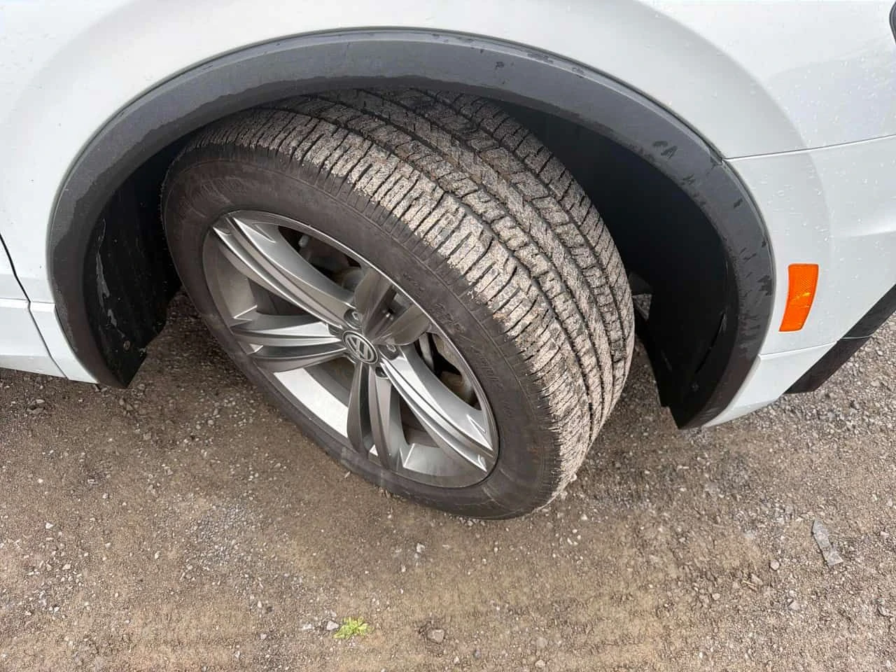 VW Tiguan Highline / FENDER / CAMERA / CARFAX / АВТОКРЕДИТ, снимка 7 - Автомобили и джипове - 55632564