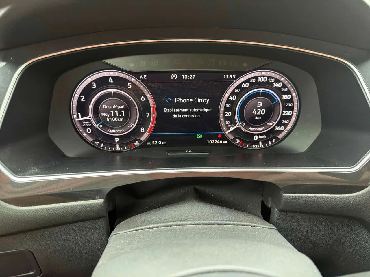 VW Tiguan Highline / FENDER / CAMERA / CARFAX / АВТОКРЕДИТ, снимка 8 - Автомобили и джипове - 55632564