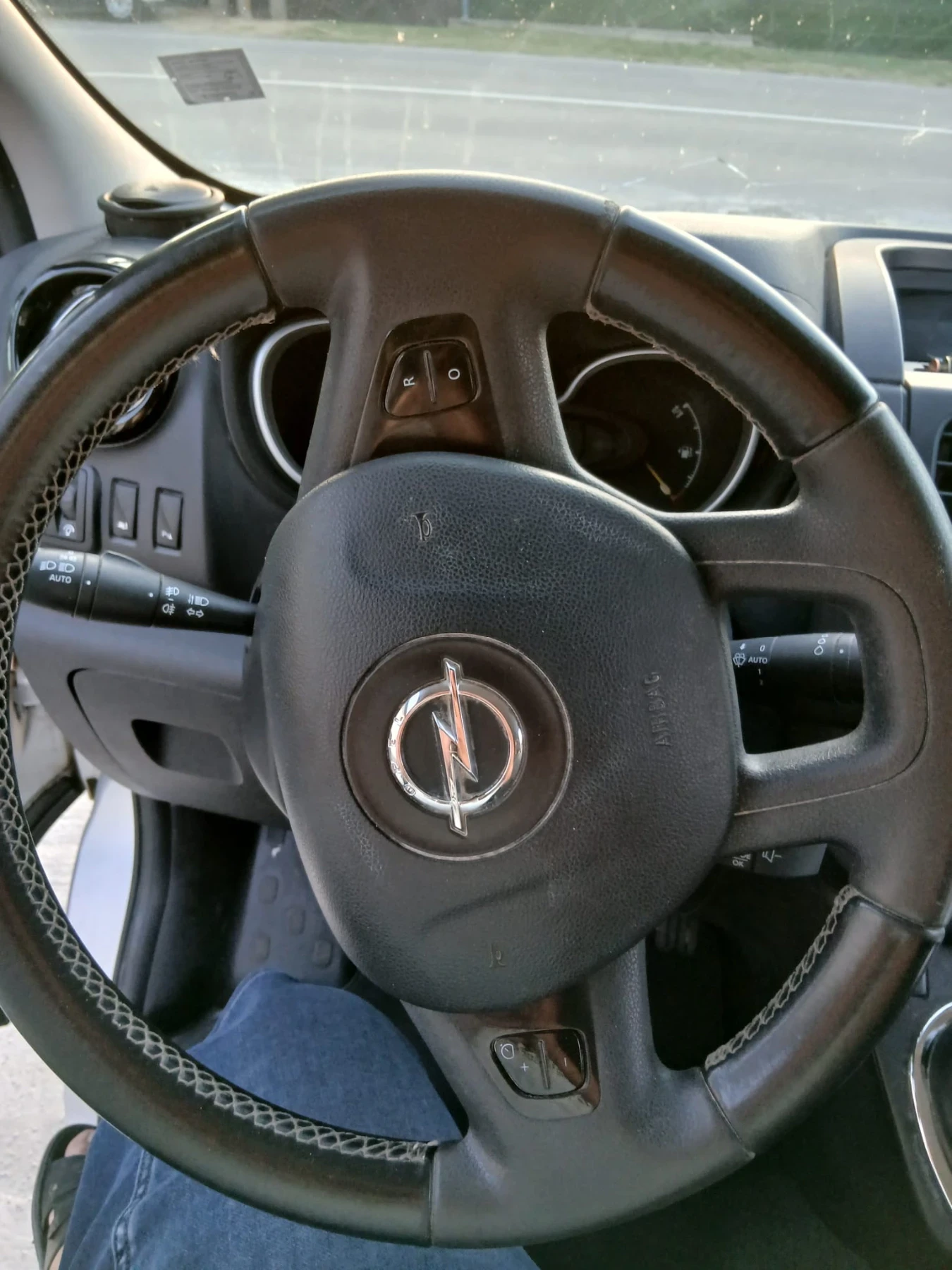 Opel Vivaro 1.6 CDTI BiTurbo Sport EcFlex - изображение 8