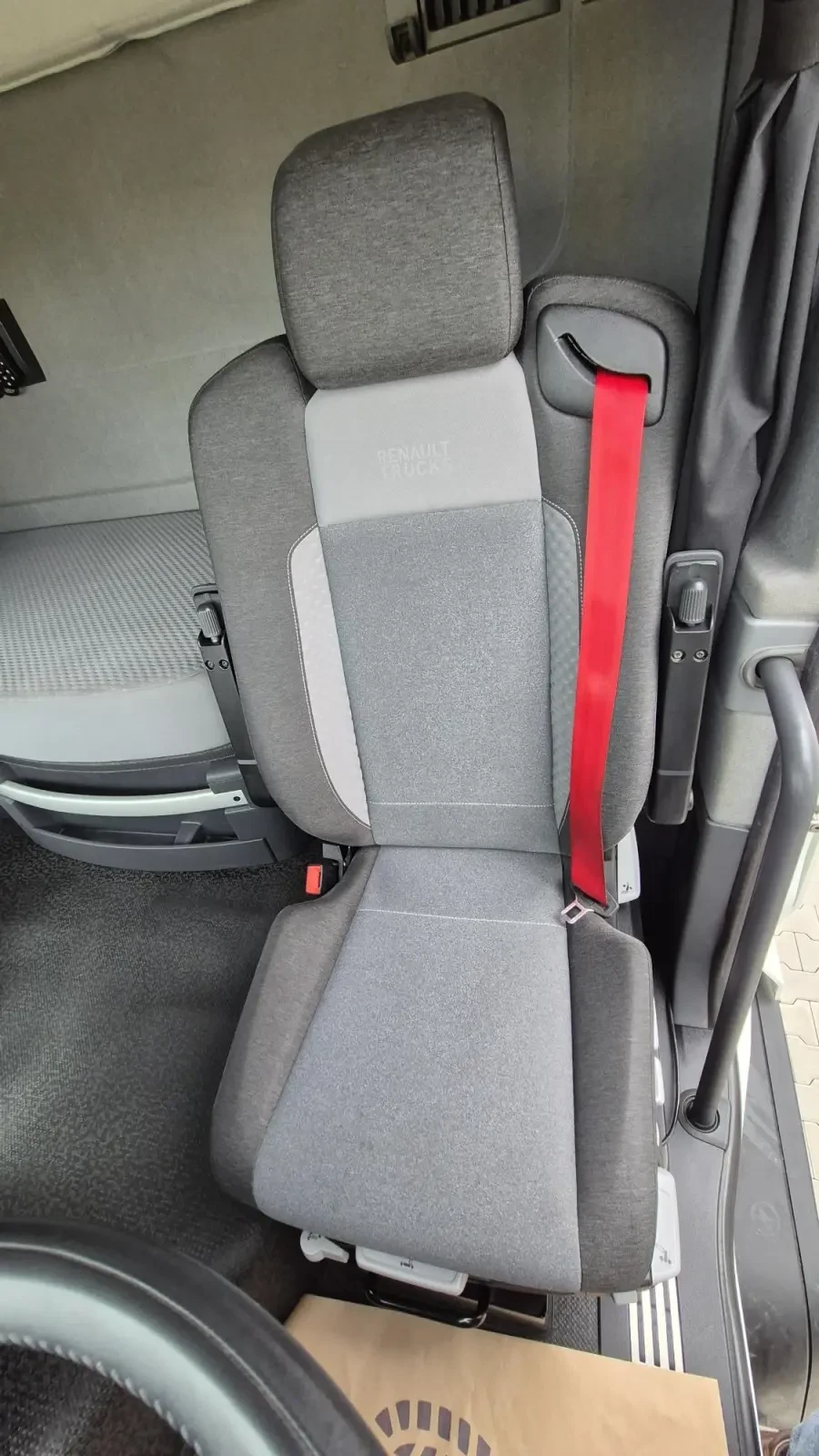 Renault T 480 TurboCompaund, снимка 11 - Камиони - 53903986